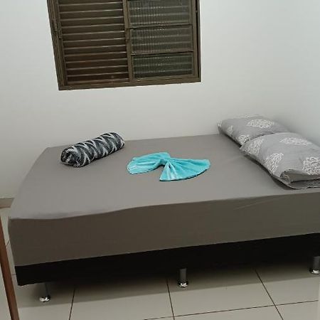 Pousada Cantinho Da Felicidade Uberlandia Bagian luar foto